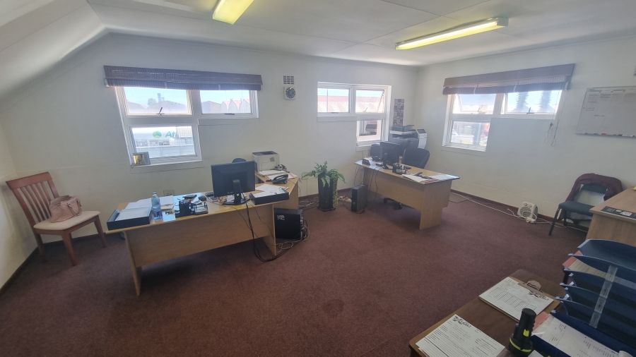 To Let commercial Property for Rent in Killarney Gardens Western Cape